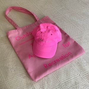 Outdoor voices Tote and matching Cap